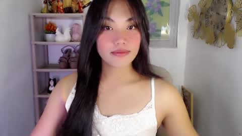 Snapshot of asian_alliyah chatting on 08-04-26, 08:00 asian_alliyah online show from 08-04-26, 08:00