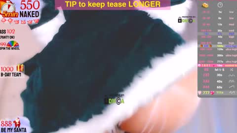 Snapshot of asian_gf chatting on 12-25-24, 10:28 usually start stream about 10 pm PST 1 am EST online show from 12-25-24, 10:28