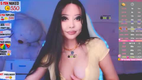 Snapshot of asian_gf chatting on 10-31-25, 08:26 usually start stream about 10 pm PST 1 am EST online show from 10-31-25, 08:26