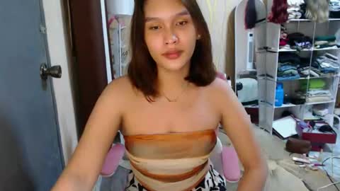 Snapshot of asian_glamm chatting on 10-06-25, 07:33 ANITA online show from 10-06-25, 07:33