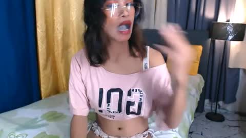 Snapshot of asian_hotsexy chatting on 06-25-26, 05:12 asian_hotsexy online show from 06-25-26, 05:12