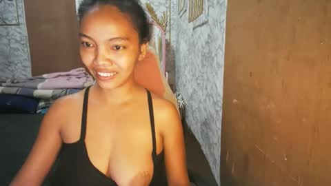 Snapshot of asian_janeth chatting on 01-31-26, 11:58 im janeth single mom online show from 01-31-26, 11:58