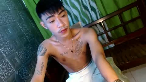 Snapshot of asian_kimxxx chatting on 01-11-25, 12:33 don online show from 01-11-25, 12:33