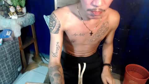 Snapshot of asian_kimxxx chatting on 01-20-25, 09:35 don online show from 01-20-25, 09:35