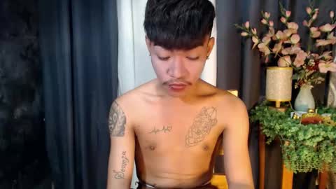 Snapshot of asian_kimxxx chatting on 09-14-25, 09:58 don online show from 09-14-25, 09:58