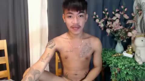 Snapshot of asian_kimxxx chatting on 11-30-25, 12:14 don online show from 11-30-25, 12:14