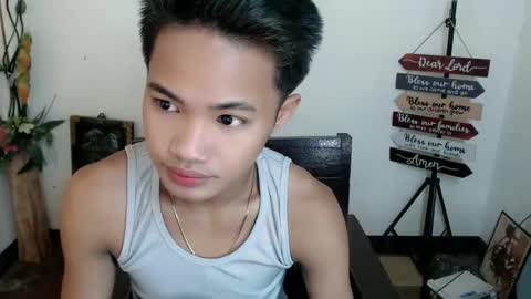 Snapshot of asian_lover05 chatting on 10-30-25, 08:20 asian_lover05 online show from 10-30-25, 08:20