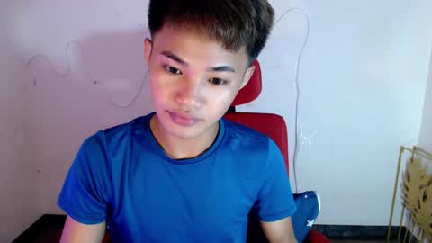 Snapshot of asian_lover05 chatting on 07-12-26, 04:31 asian_lover05 online show from 07-12-26, 04:31