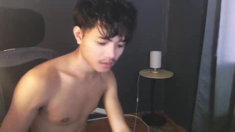 Snapshot of asian_mjxx chatting on 05-11-26, 05:02 cCALL ME MJ online show from 05-11-26, 05:02