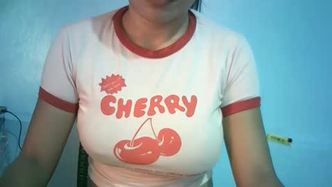 Snapshot of asian_novielyn19xxx chatting on 04-24-26, 06:05 asian_novielyn19xxx online show from 04-24-26, 06:05