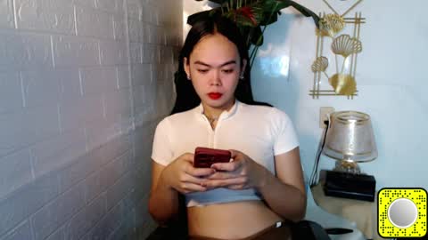 Snapshot of asian_pretty143 chatting on 06-15-26, 06:37 asian_pretty143 online show from 06-15-26, 06:37