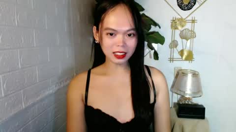 Snapshot of asian_pretty143 chatting on 07-13-26, 05:32 asian_pretty143 online show from 07-13-26, 05:32