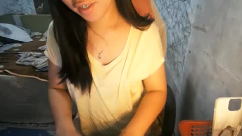 Snapshot of asian_salya chatting on 05-25-26, 10:16 asian_salya online show from 05-25-26, 10:16