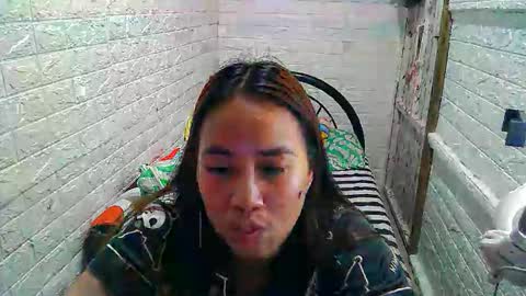Snapshot of asian_sexydimples chatting on 11-06-25, 06:58 Trixie online show from 11-06-25, 06:58