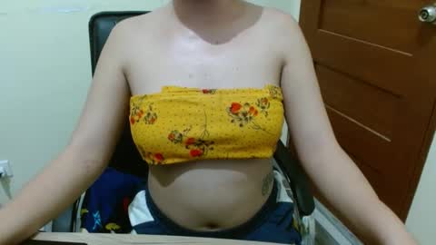 Snapshot of asian_sophia69 chatting on 01-23-25, 01:02 aisan sophia online show from 01-23-25, 01:02