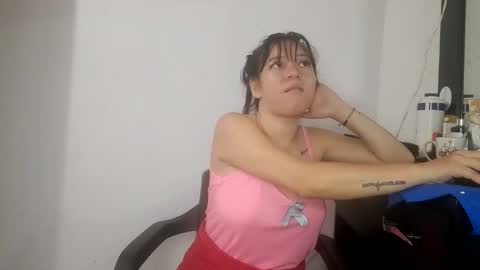 Snapshot of asian_sweet_damara chatting on 10-24-25, 07:10 Damara Roland online show from 10-24-25, 07:10