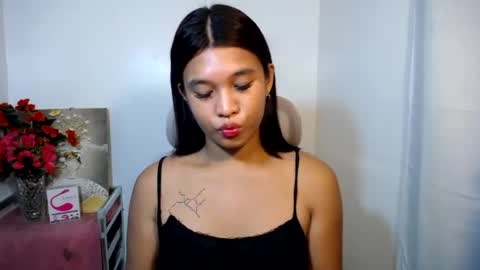 Yan online show from 07-18-26, 08:34