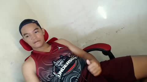 Snapshot of asianash18 chatting on 06-13-26, 10:18 ASH online show from 06-13-26, 10:18