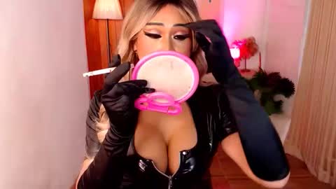 nicole online show from 10-09-25, 11:41