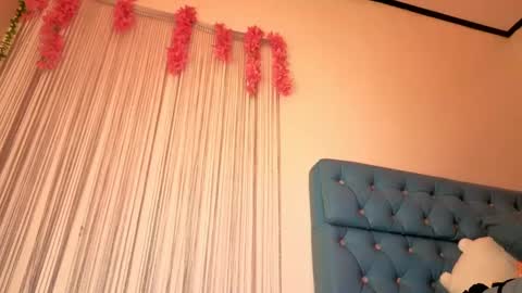 Snapshot of asianbabecandy chatting on 02-13-25, 12:11 candy online show from 02-13-25, 12:11