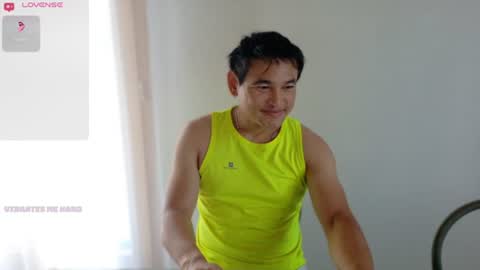 Snapshot of asianboy_sunny chatting on 06-13-26, 04:10 AsianBoy Sunny online show from 06-13-26, 04:10