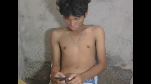 Snapshot of asiancockinsan chatting on 12-01-25, 04:06 Isan online show from 12-01-25, 04:06