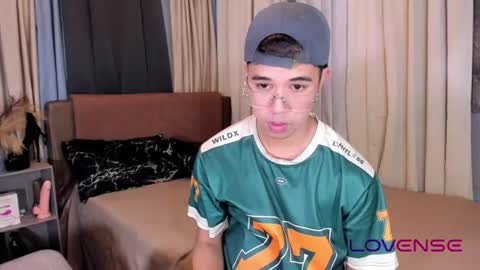 Snapshot of asiancum_peter chatting on 07-14-26, 02:27 asiancum_peter online show from 07-14-26, 02:27