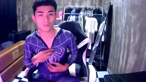Snapshot of asiancummer115697 chatting on 07-14-26, 02:16 xj ph online show from 07-14-26, 02:16