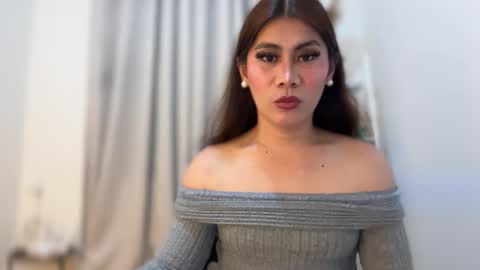 Snapshot of asianloreen24 chatting on 02-13-26, 01:18 asianloreen24 online show from 02-13-26, 01:18