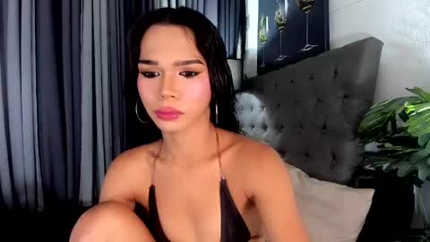Snapshot of asianpetiteprincess chatting on 06-08-26, 08:48 asianpetiteprincess online show from 06-08-26, 08:48