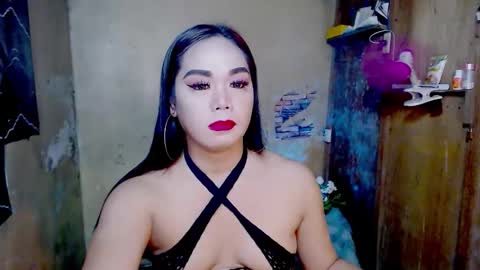 Sofhia online show from 11-02-25, 01:24