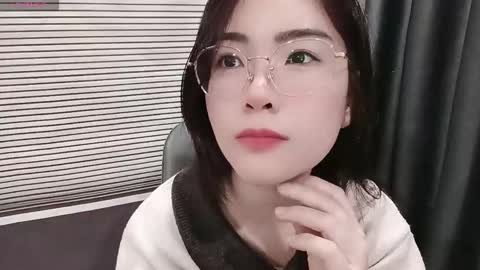 SoHye online show from 02-09-26, 01:20