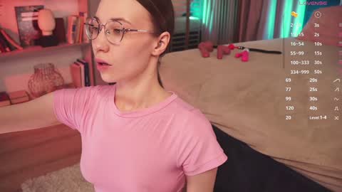 Snapshot of askaudrey chatting on 12-05-24, 05:17 Audrey online show from 12-05-24, 05:17