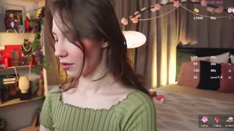 Snapshot of askaudrey chatting on 02-16-25, 01:38 Audrey online show from 02-16-25, 01:38