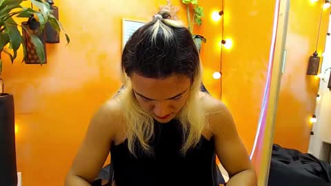 Snapshot of aslyhernandez chatting on 01-27-25, 05:37 ASLY online show from 01-27-25, 05:37