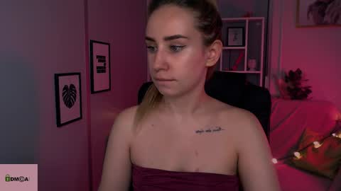 Snapshot of asol_muah chatting on 01-08-25, 09:01 Asol online show from 01-08-25, 09:01