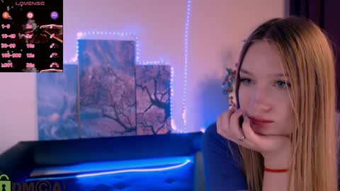 Snapshot of asol_muah chatting on 01-24-25, 03:22 Asol online show from 01-24-25, 03:22