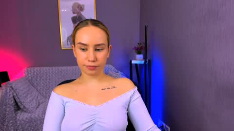 Snapshot of asol_muah chatting on 11-18-25, 08:35 Asol online show from 11-18-25, 08:35