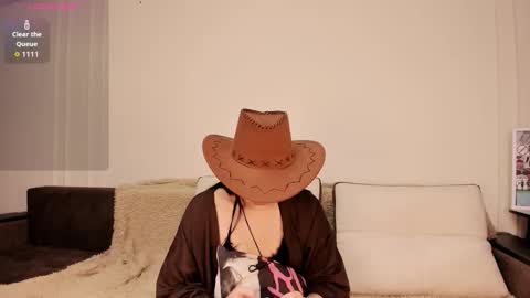 Asuna online show from 02-16-26, 06:48