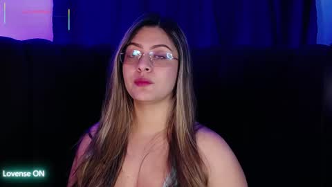 Snapshot of aspenruss chatting on 11-27-25, 11:07 online show from 11-27-25, 11:07