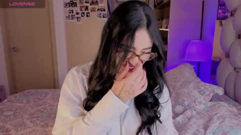 Ashley online show from 12-04-25, 04:00