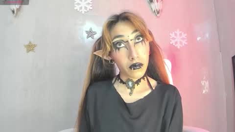 Asterothxznikki online show from 03-25-26, 02:17