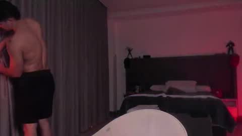 Snapshot of astonhills chatting on 09-16-25, 02:01 astonhills online show from 09-16-25, 02:01