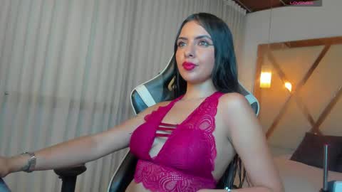 Astra Glows Cam online show from 04-15-26, 11:50