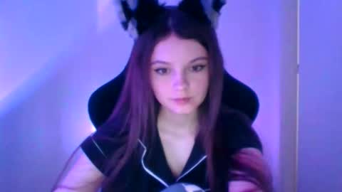 Snapshot of astradream_ chatting on 09-18-25, 03:47 astradream_ online show from 09-18-25, 03:47