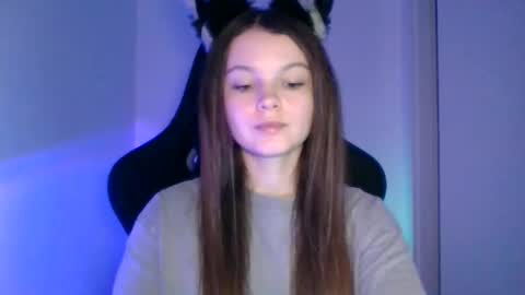 Snapshot of astradream_ chatting on 09-29-25, 05:18 astradream_ online show from 09-29-25, 05:18