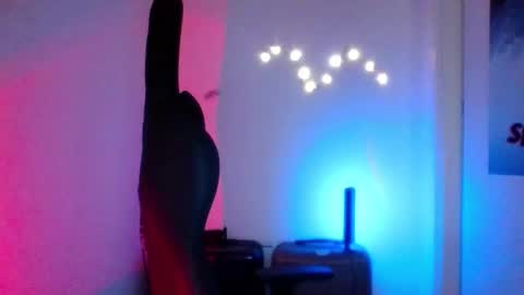 Snapshot of astradream_ chatting on 11-13-25, 10:19 astradream_ online show from 11-13-25, 10:19