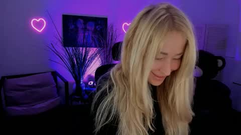 astramonroe online show from 04-03-26, 01:14