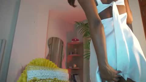 Snapshot of astrea_1 chatting on 11-26-25, 08:10 Astrea online show from 11-26-25, 08:10