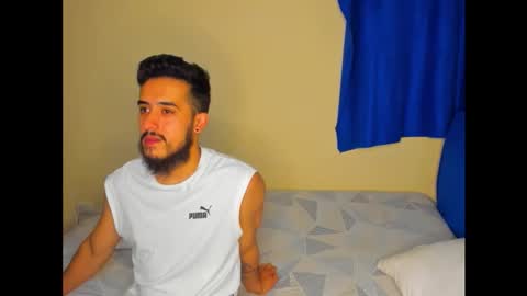 Snapshot of astredad2025 chatting on 11-29-25, 03:09 Mag and Molly online show from 11-29-25, 03:09